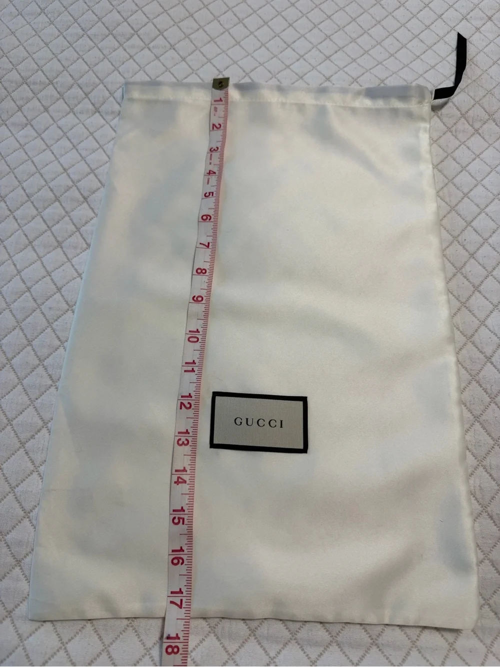 Gucci branding set