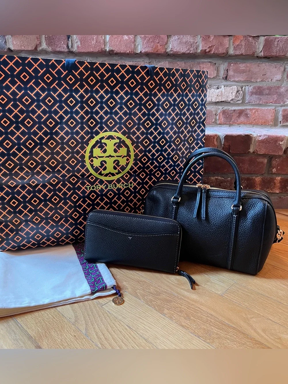 Tory Burch Black Pebbled Leather Satchel Crossbody & Continental Wallet Set