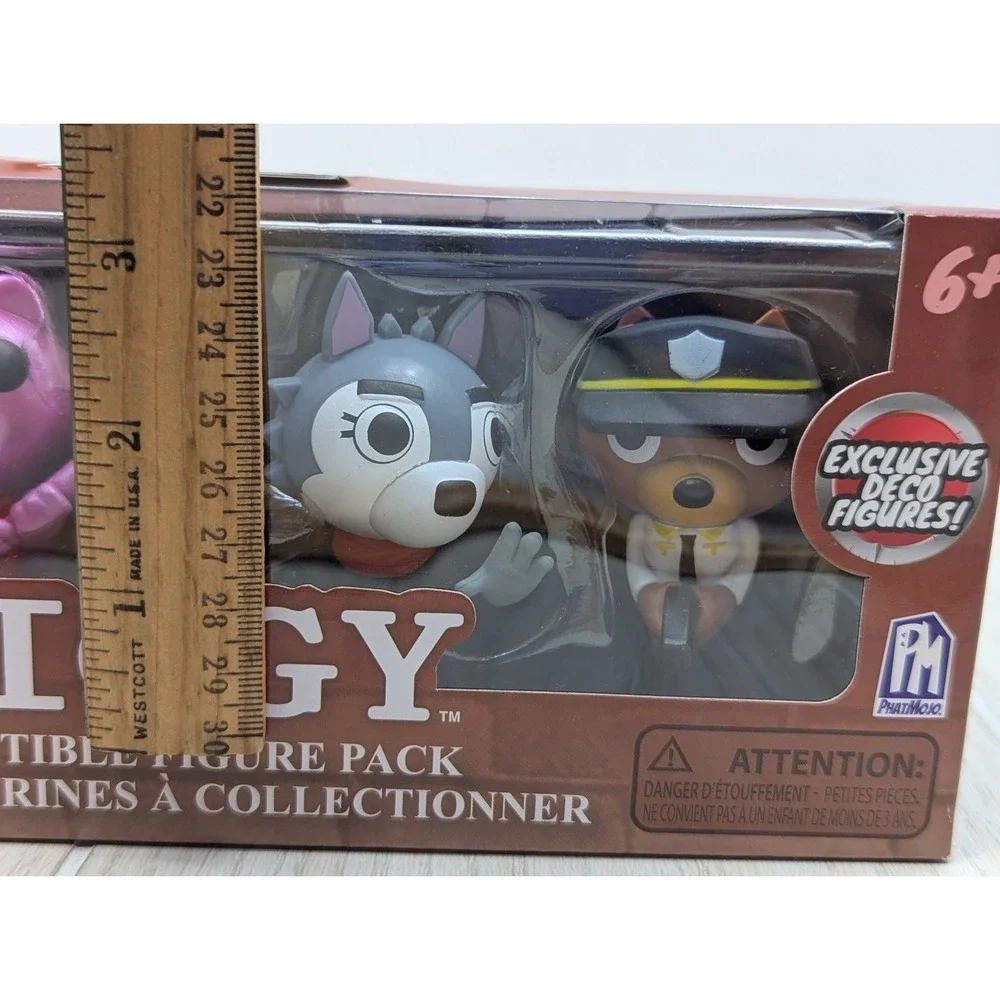 Piggy‎ Collectible Figure Pack Series 2 Willow Robby Officer Doggy crushed box
