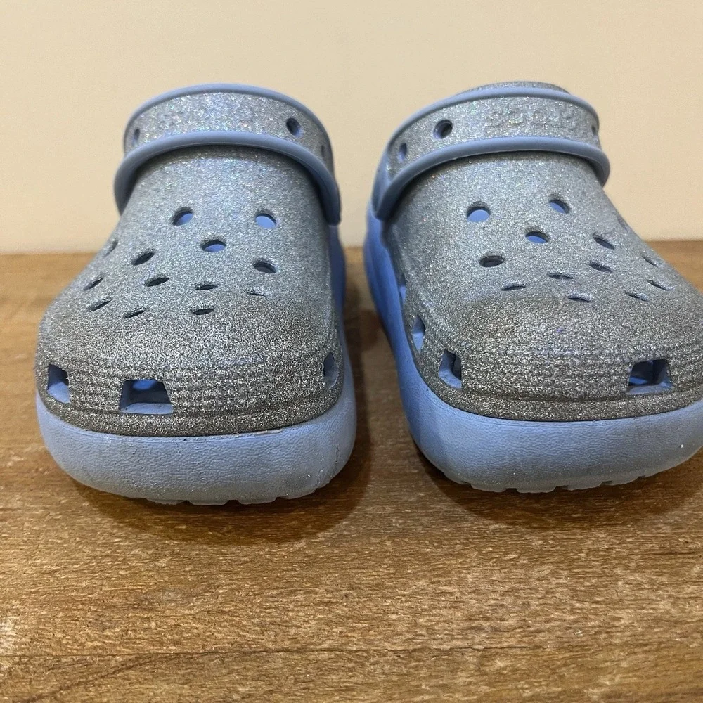 CROCS kids platform