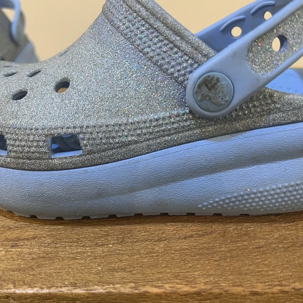 CROCS kids platform