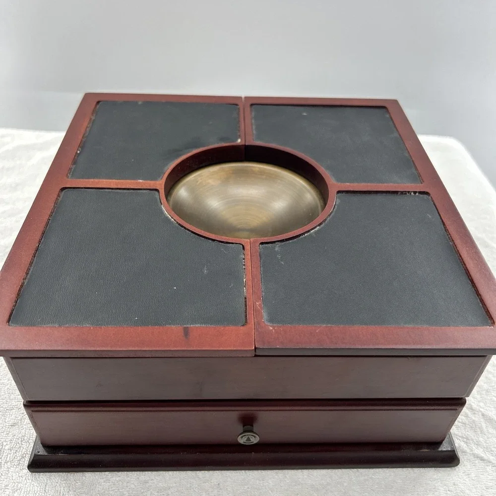 Vintage The Bombay Company Valet Box Change &‎ Key Holder Desk Organizer Display
