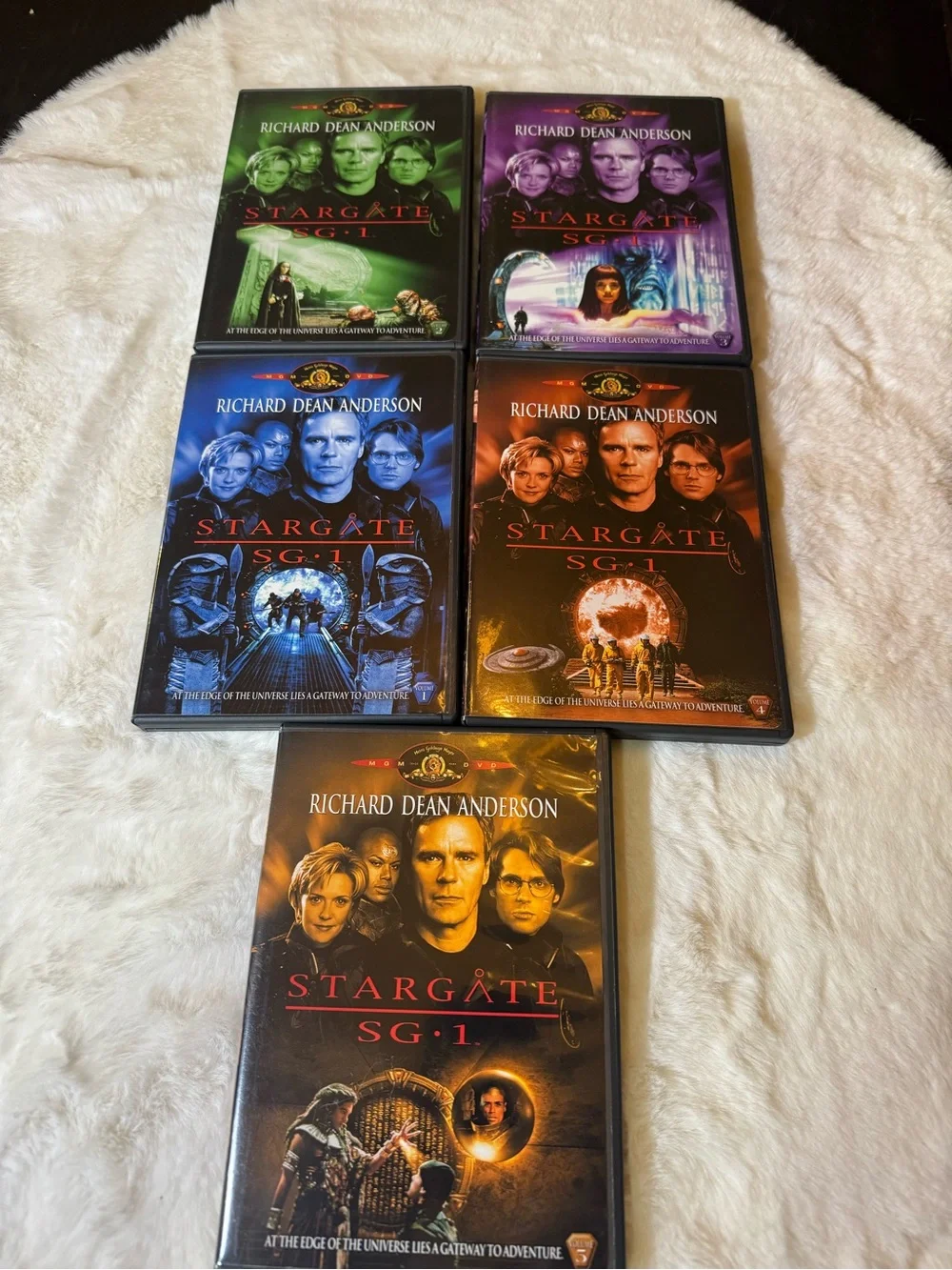 Stargate SG-1 Complete Seasons 1-4 Box Set - Blue, Gold, Green, Red DVDs