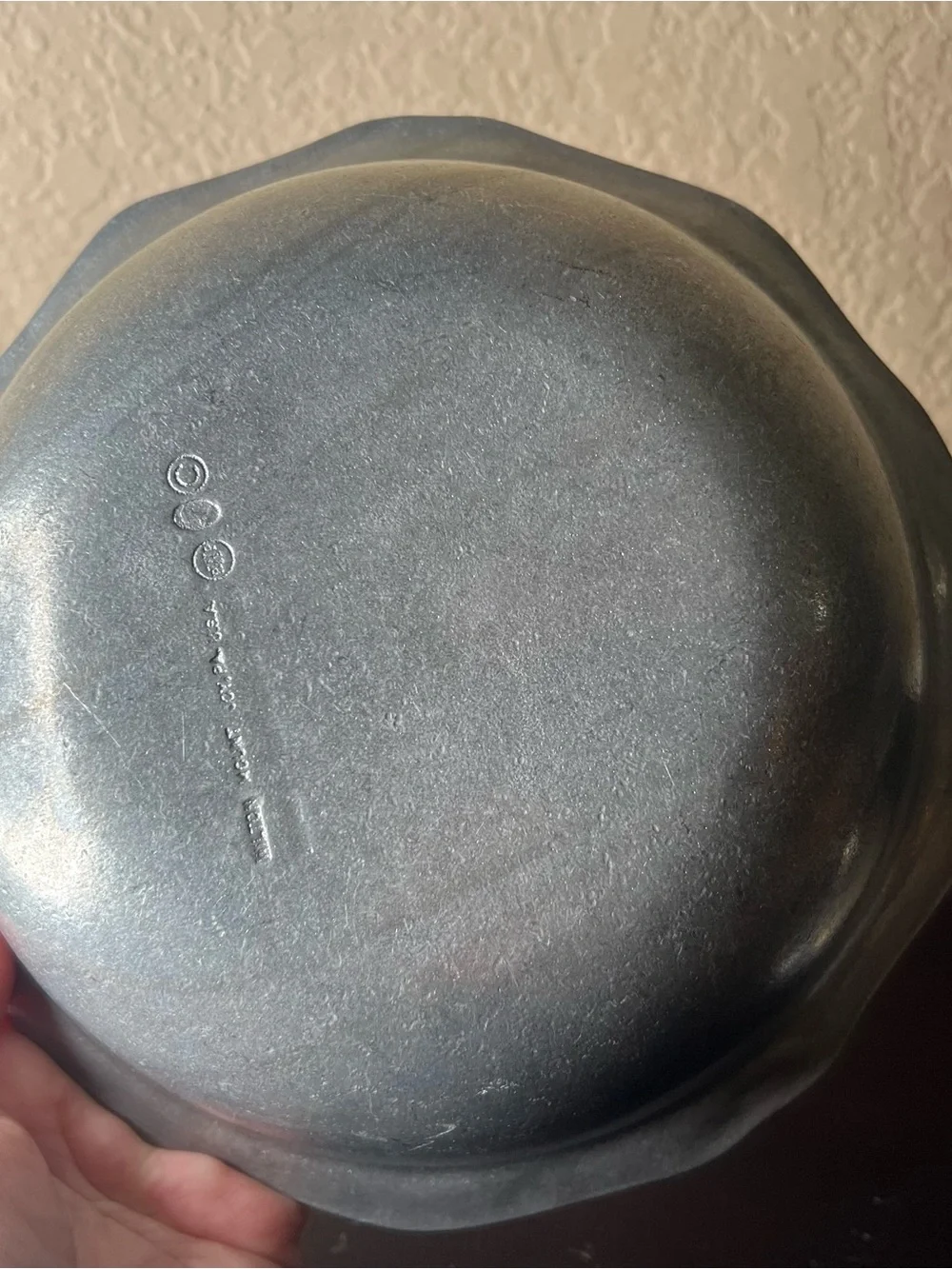 Vintage 1940s Wilton Mount Tulip Covered Aluminum Bowl