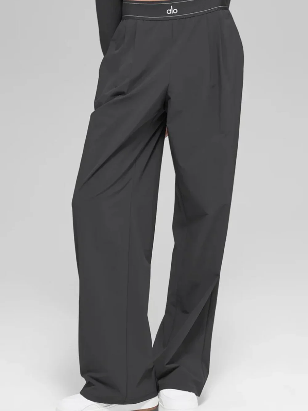 ALO Yoga consider outfit