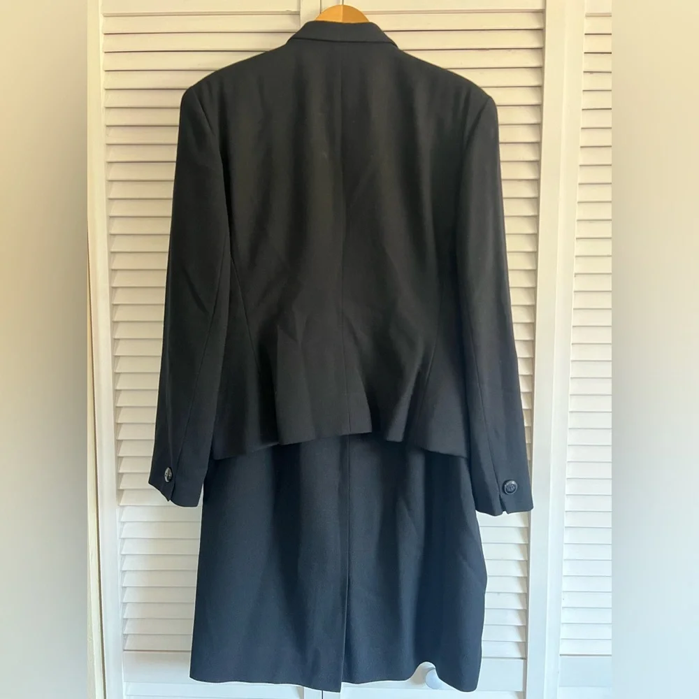 Dior skirt silhouette tailored