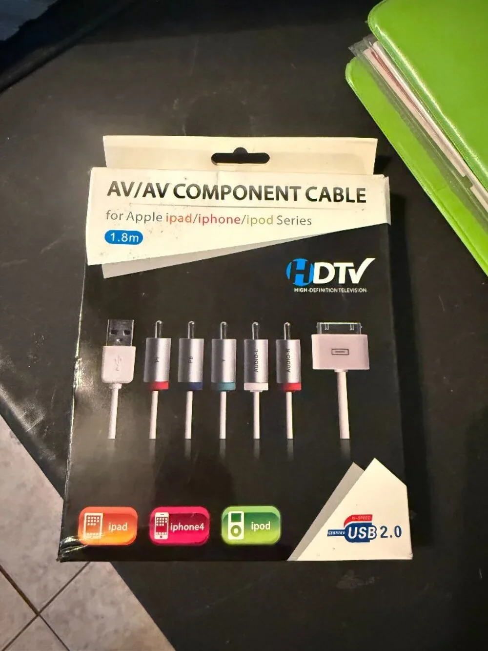 AV/AV Component Cable w/30-Pin Connector New.(151)
