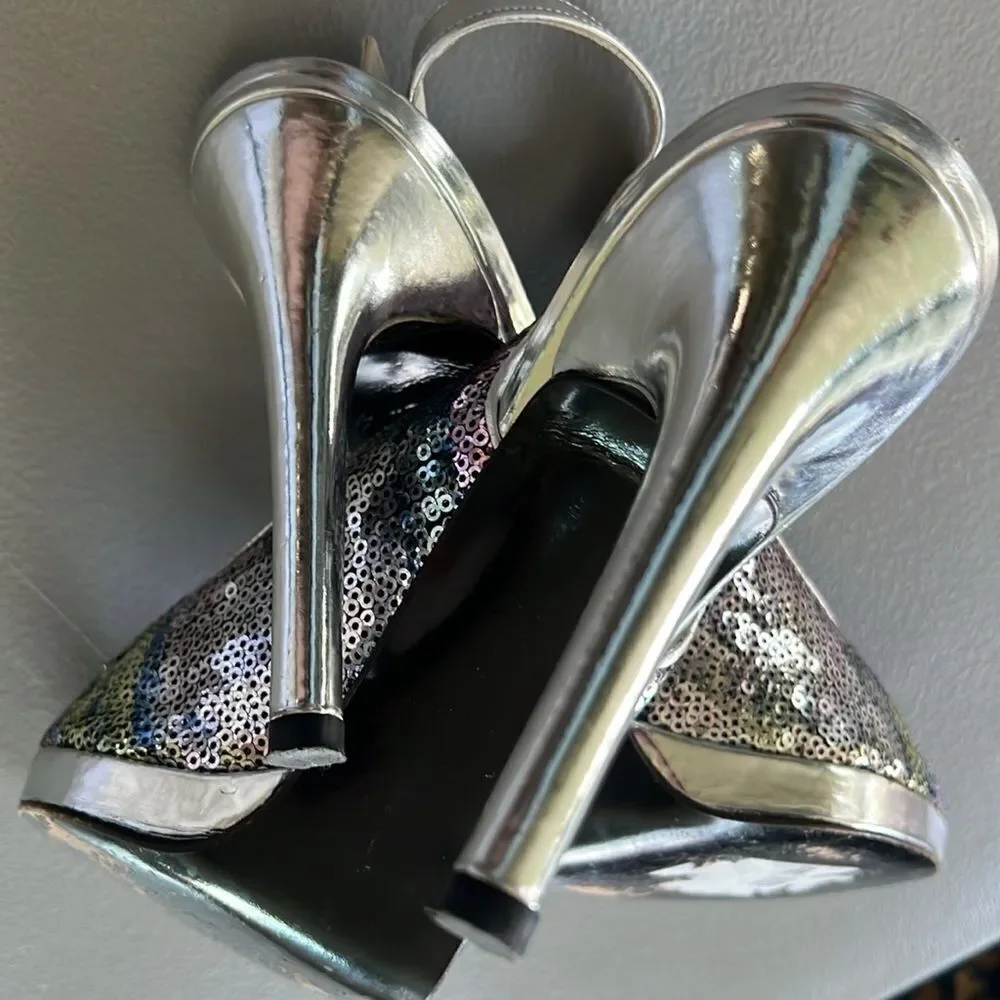 Stuart Weitzman great pre