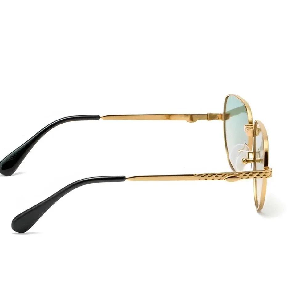 N/A gold tone