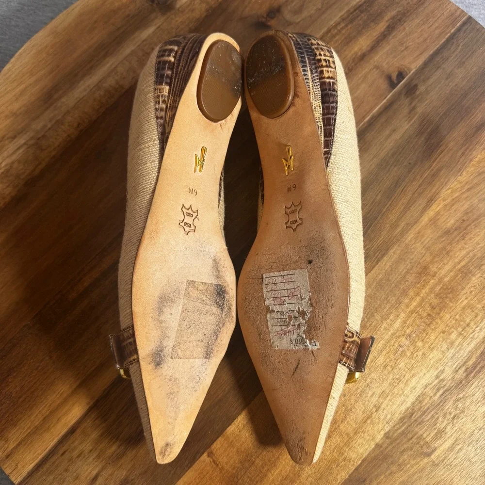 J Vincent Twiggy Tan Raffia Croc Embossed Leather Buckle Wedge Pumps 6M Brazil