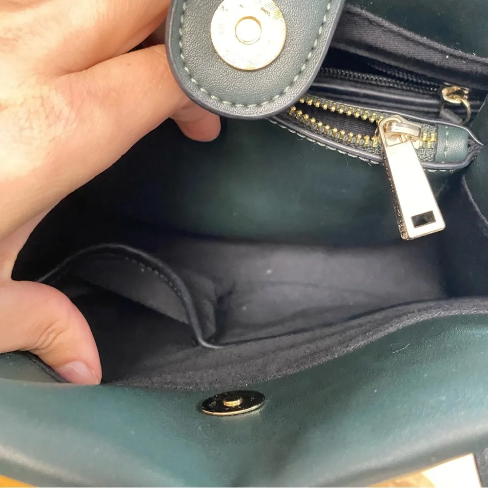 French Connection Preppy Casual  Chic Aria Knot Detail Tote Hand Bag‎ Green