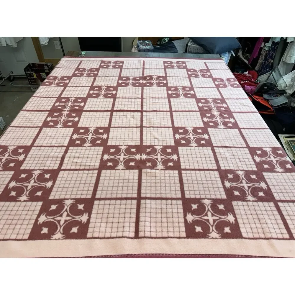 STUNNING PINK BLANKET! Korean-Japan Synthetic Fiber REVERSABLE,76