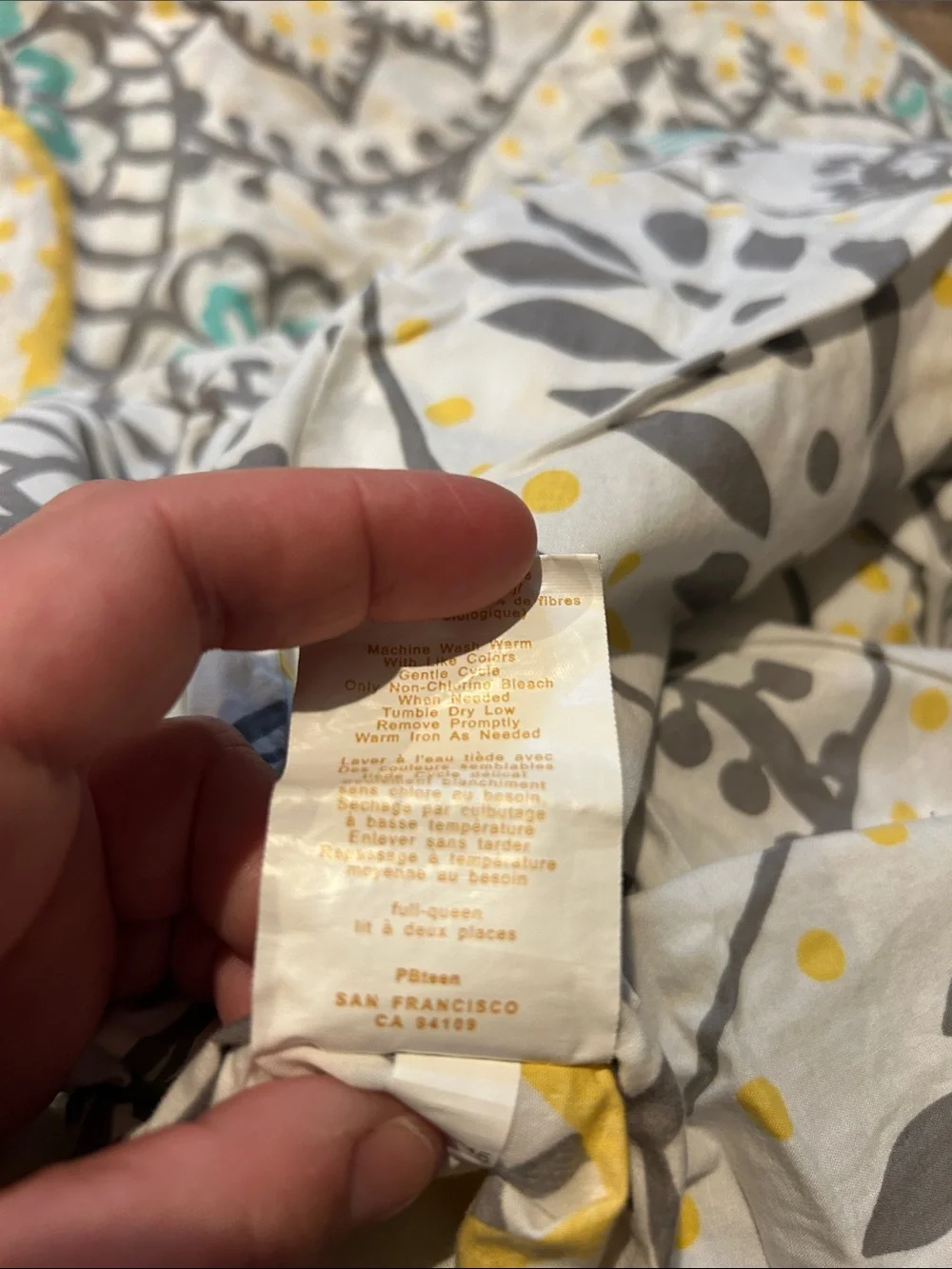 Pottery Barn Full/Queen Duvet