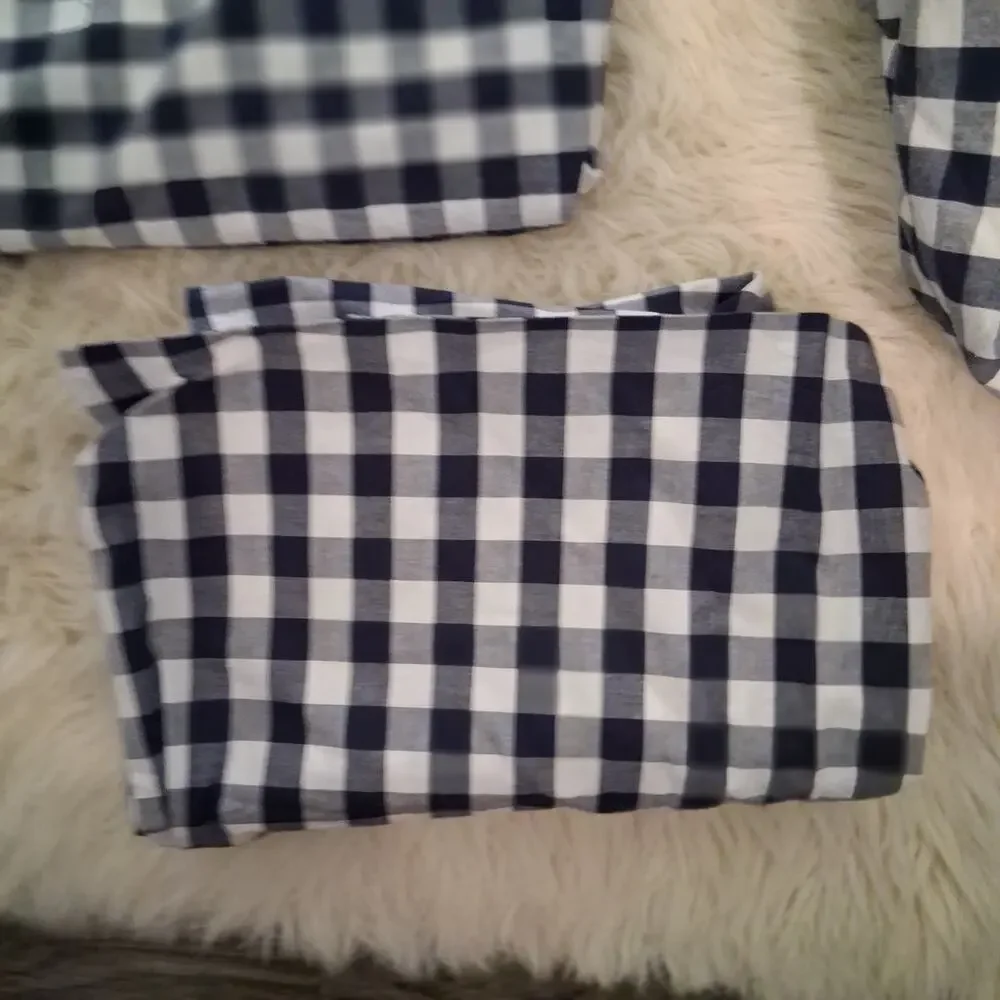 Pottery Barn Kids sheet set twin navy white gingham organic cotton