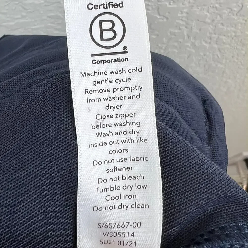 Athleta excellent see