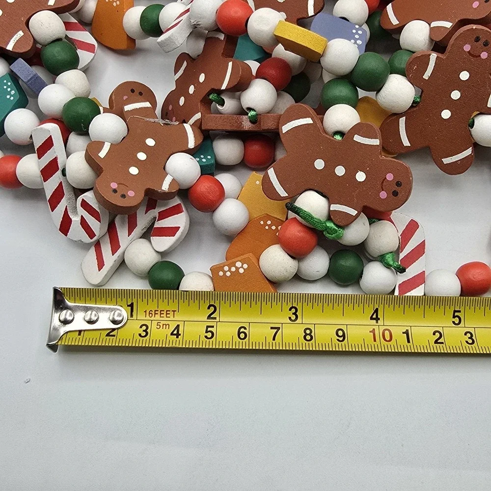 Vtg Christmas Garland Red Green Wood Beads Gingerbread Candy cane Gumdrops
