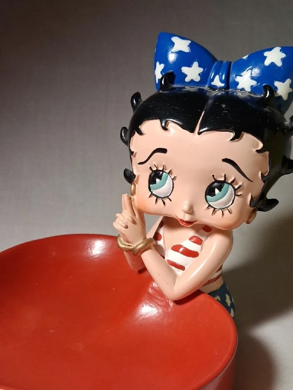 Vintage 2004 Betty Boop Soap Dish Trinket Dish pre owned