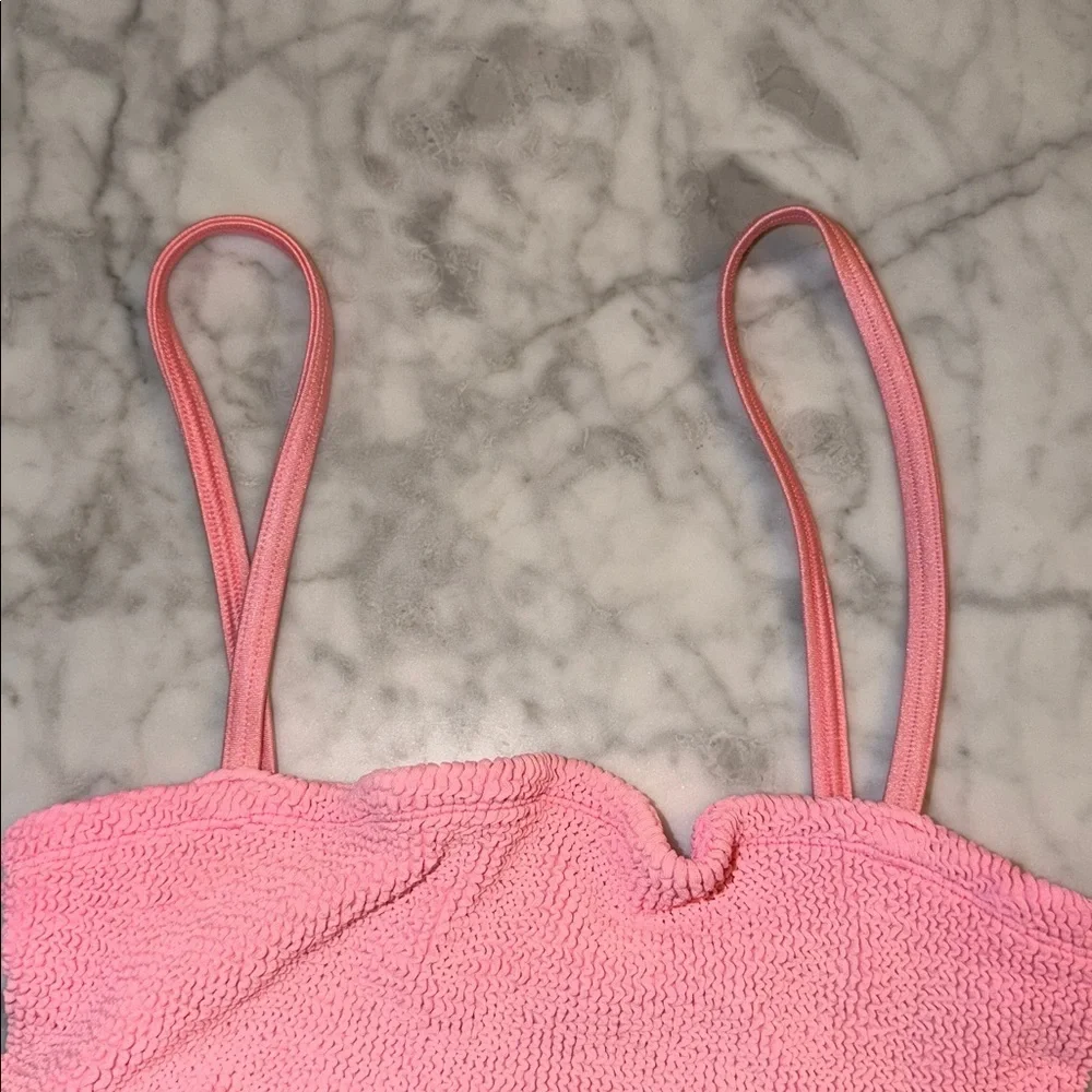 HUNZA G BUBBLEGUM PINK CRINKLE STRETCH GIGI BIKINI SET ONE SIZE FITS ALL