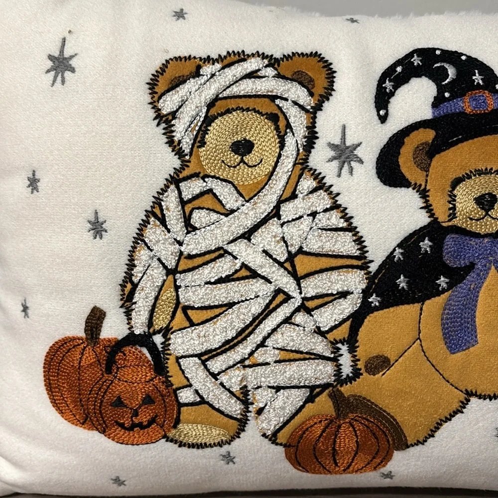 Envogue creepy bear