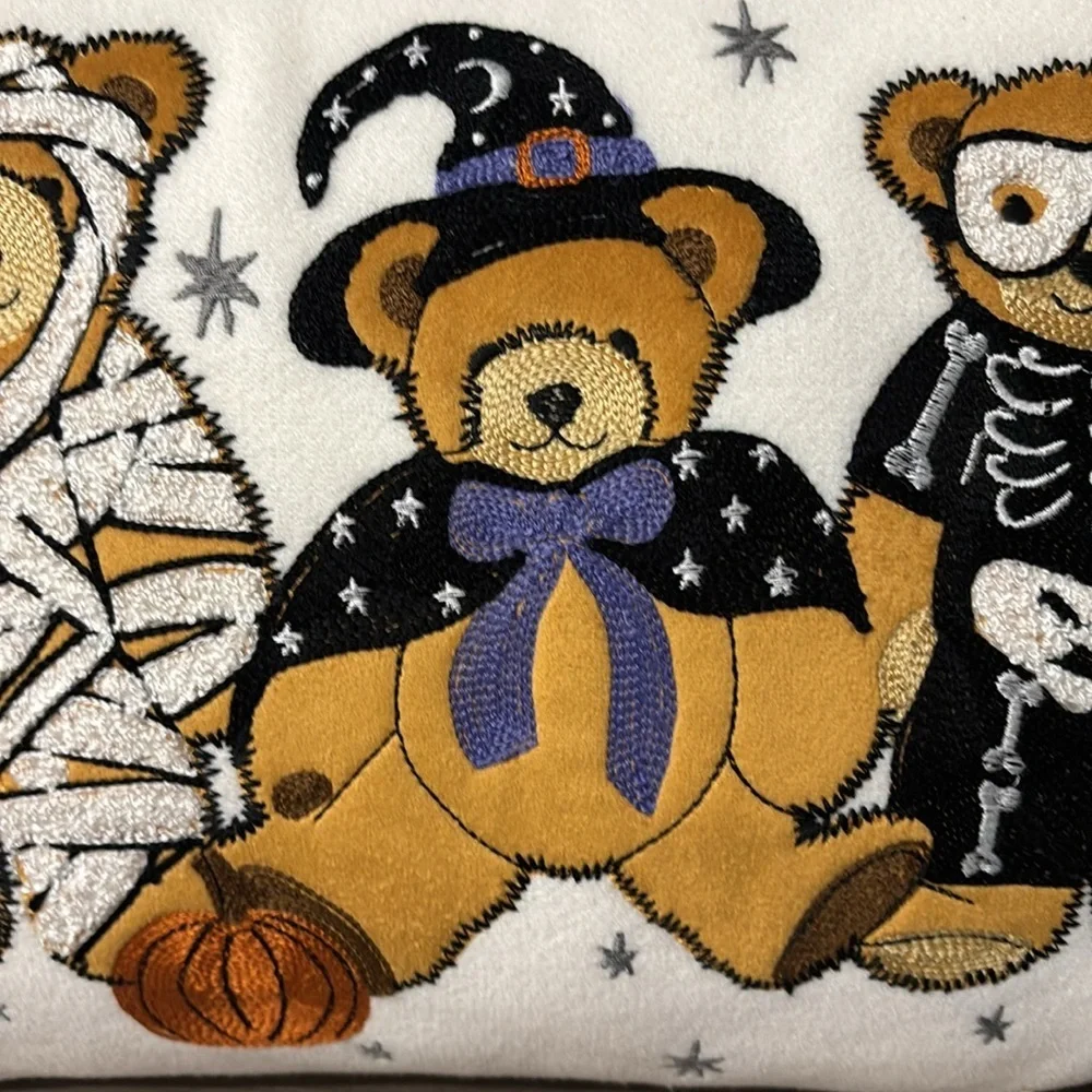 Envogue creepy bear