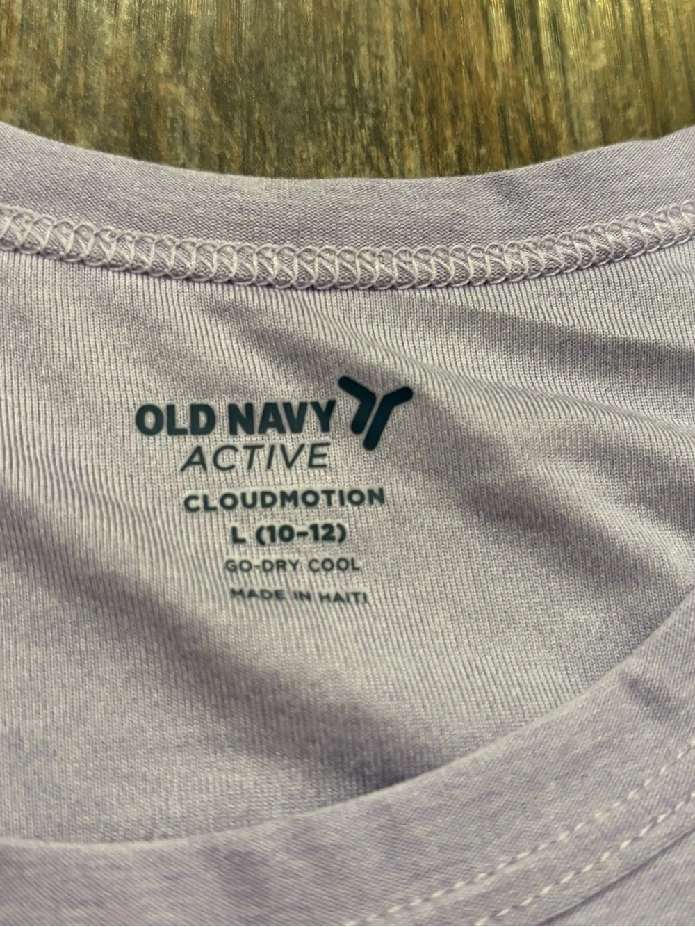 Old Navy Lavender Cropped Crewneck Tee