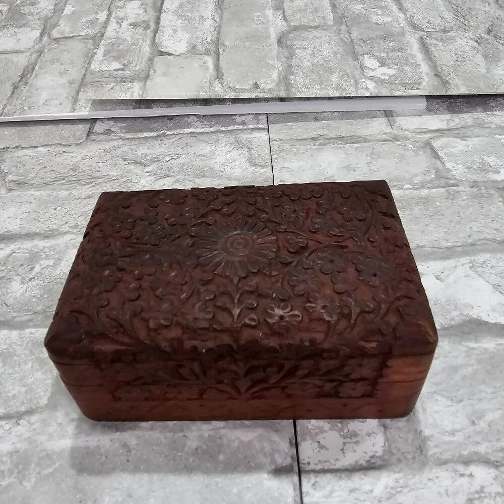 Wooden Felt Lined Jewelry Box‎ Carved Floral Boho Decor Keepsake Box