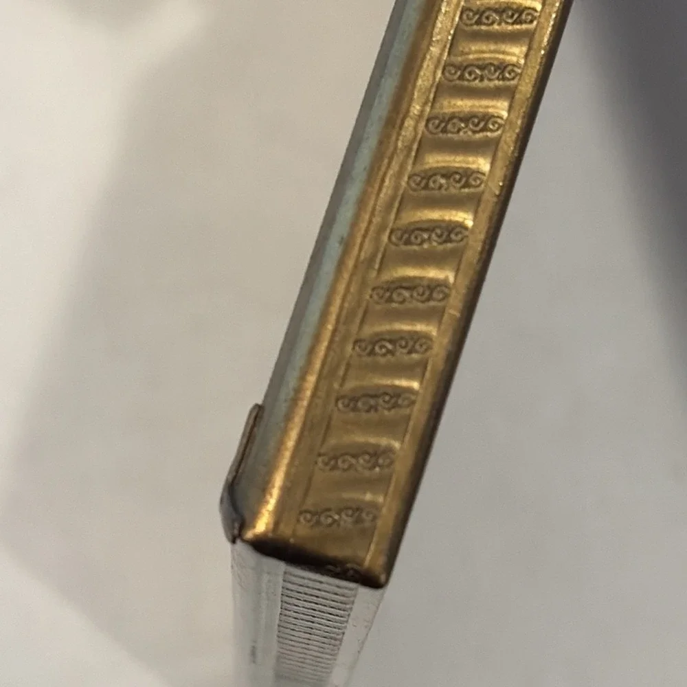 N/A vintage gold