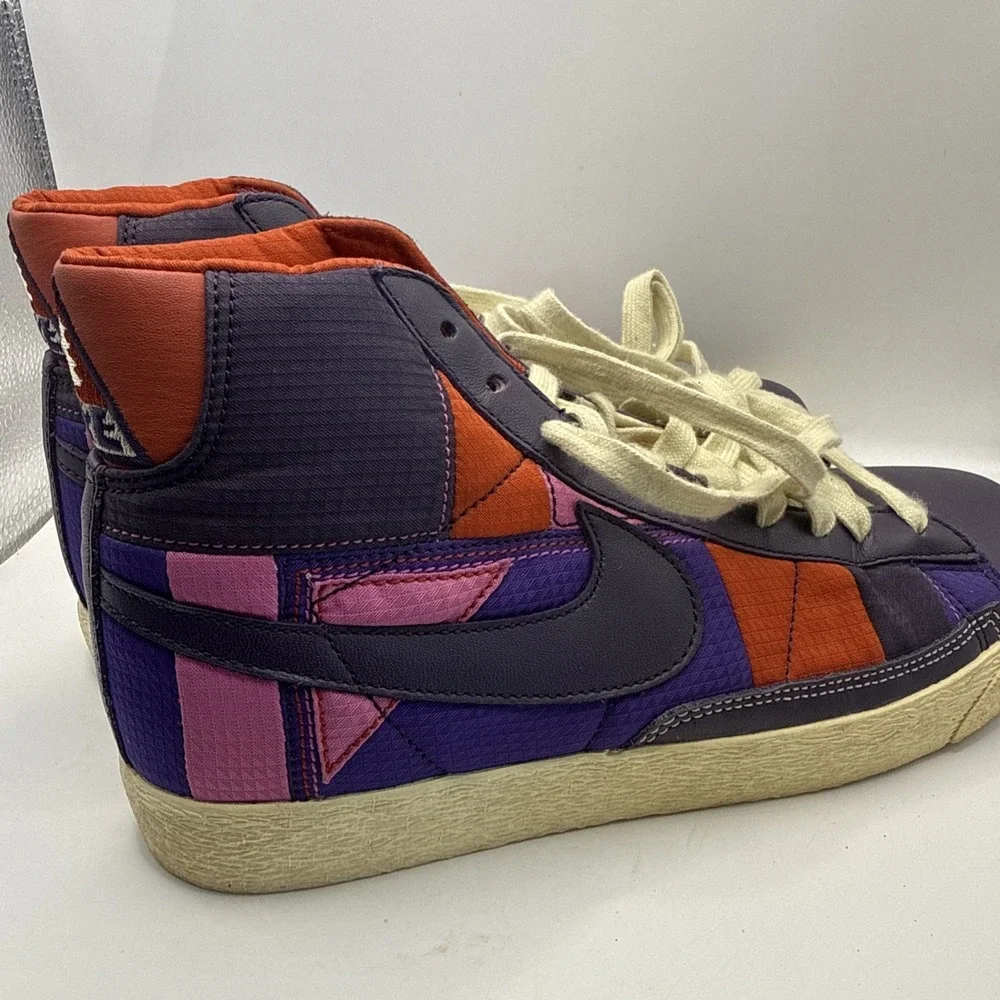 Nike product pair