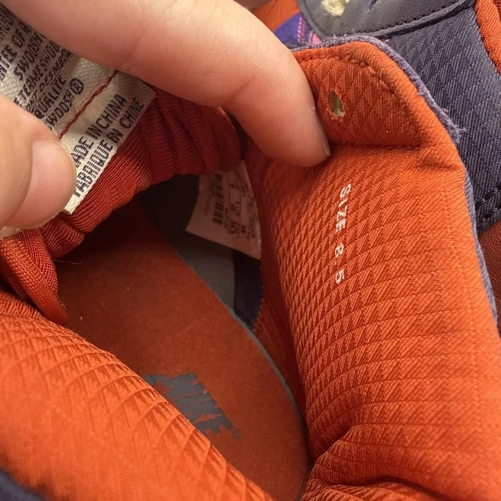 Nike product pair