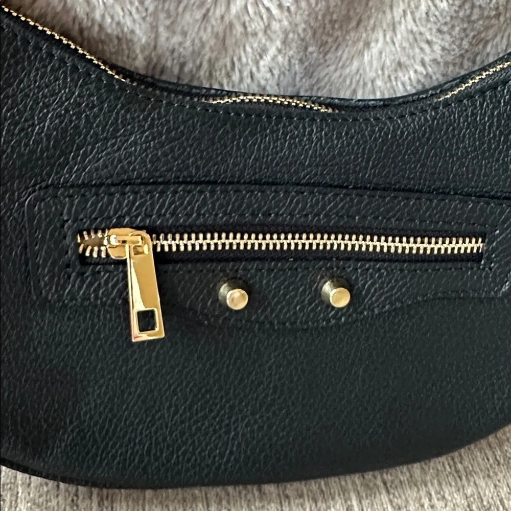 Persaman New York chic black
