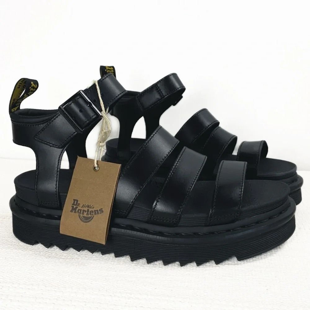Dr. Martens nib new