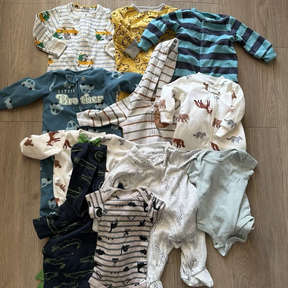 Carter's Assorted Brand Lot Of 11 Newborn NB 0-3 Boys Clothes Sleepers Bodysuits