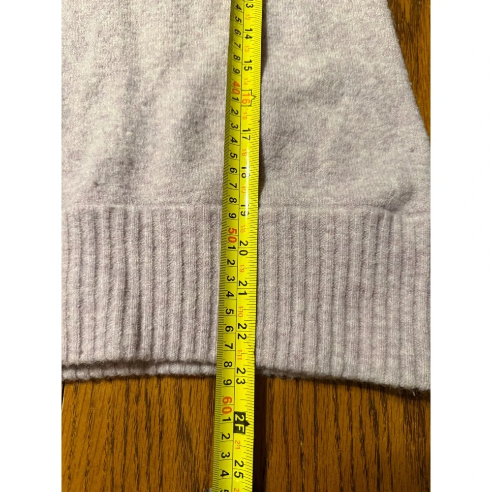 J. Crew Lavender‎ Merino Wool Alpaca Blend Crewneck Sweater Size Small