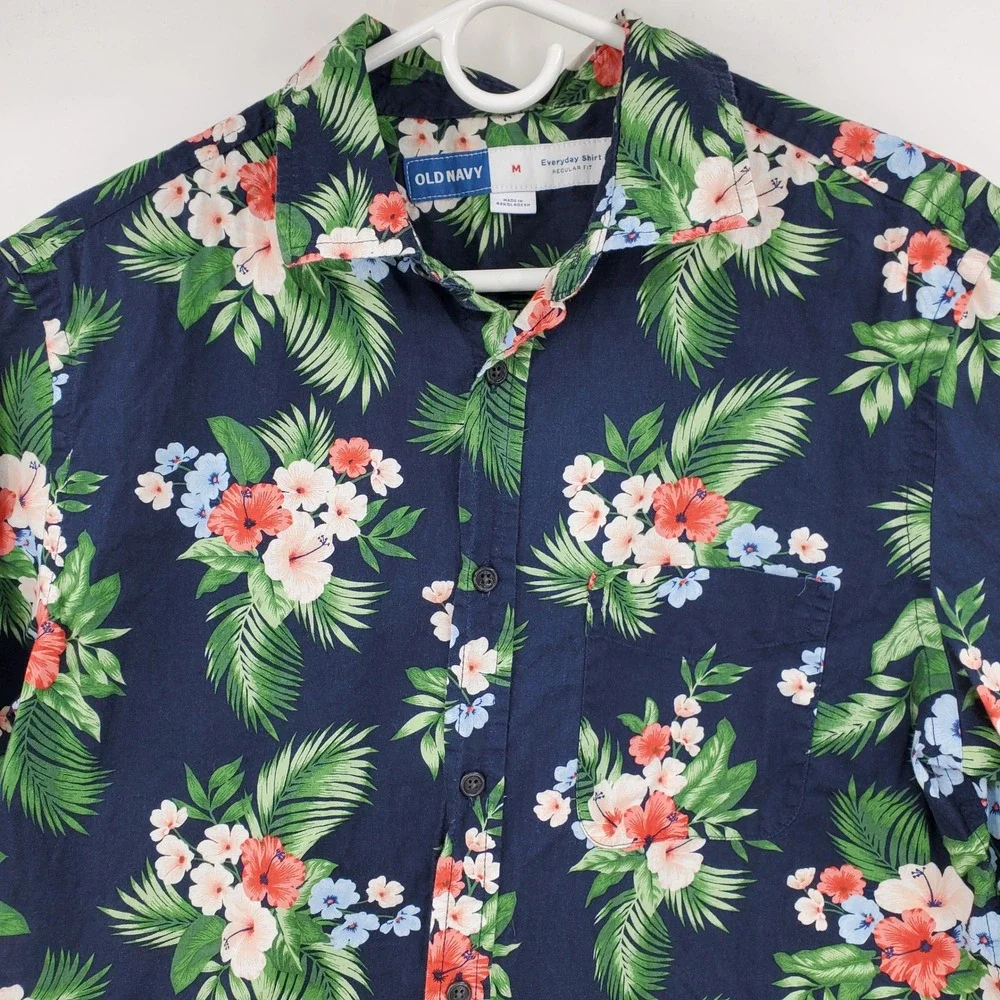 Old‎ Navy Mens Everyday Shirt Medium Navy Blue Tropical Floral Palm Button Down