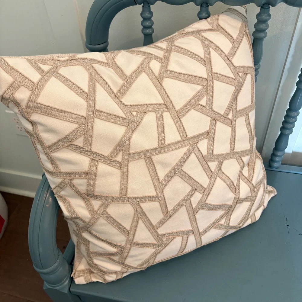 Thom Filicia set thom