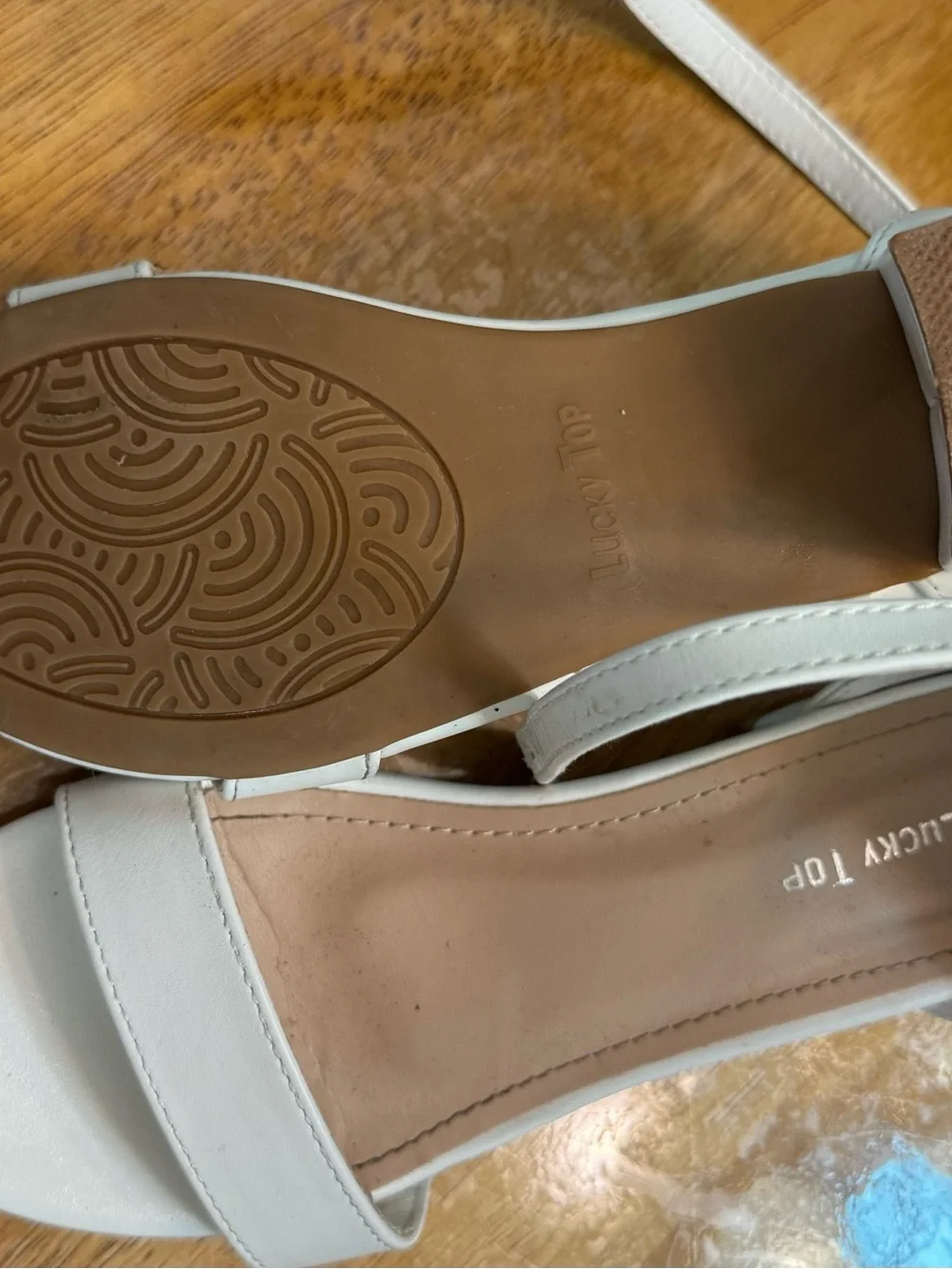 Lucky Brand white lucky