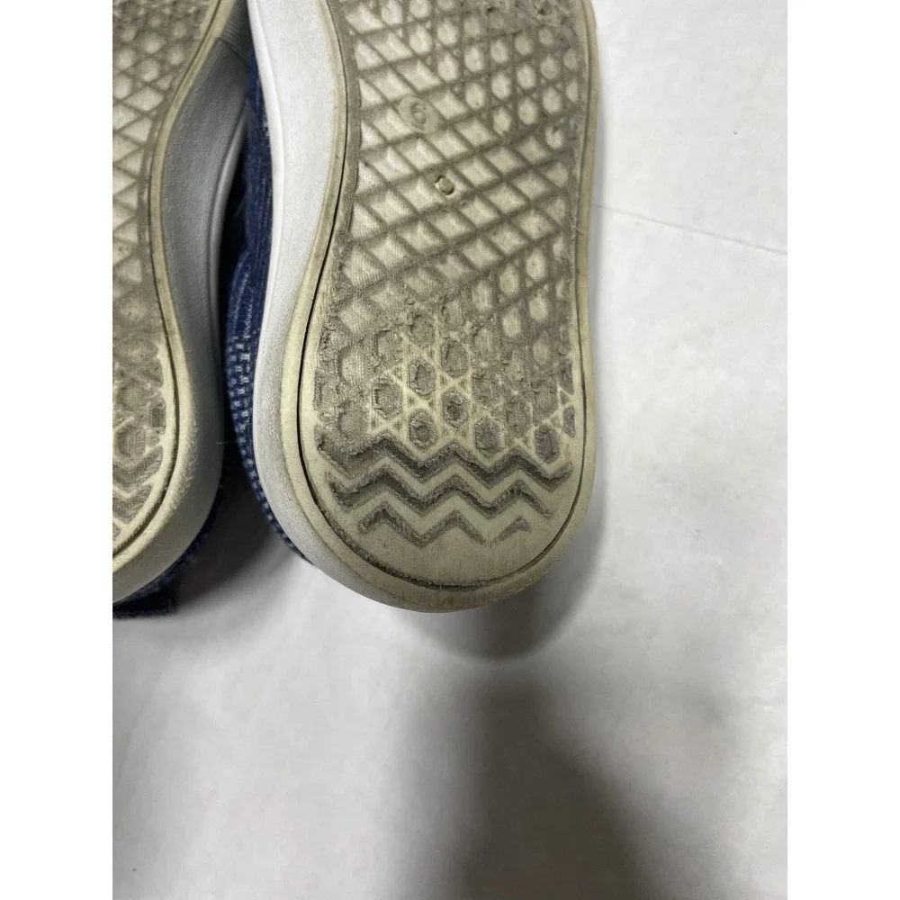 Maurices slip sneakers