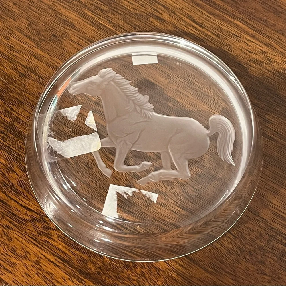 Hoya Etched Crystal Intaglio Prancing Horse Wine Bottle Coaster or Plate