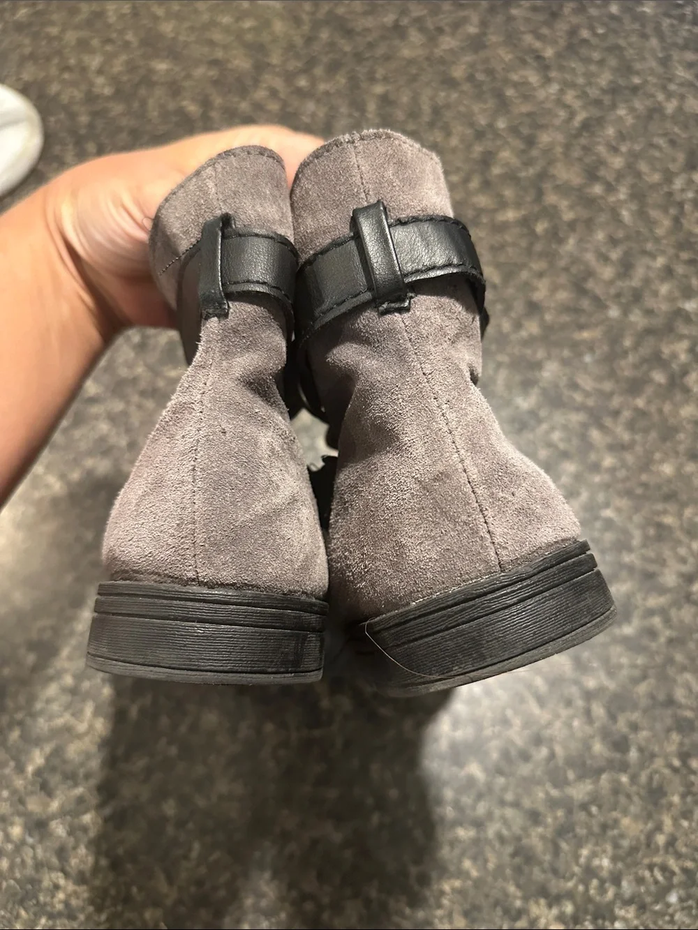 Sonoma stylish gray