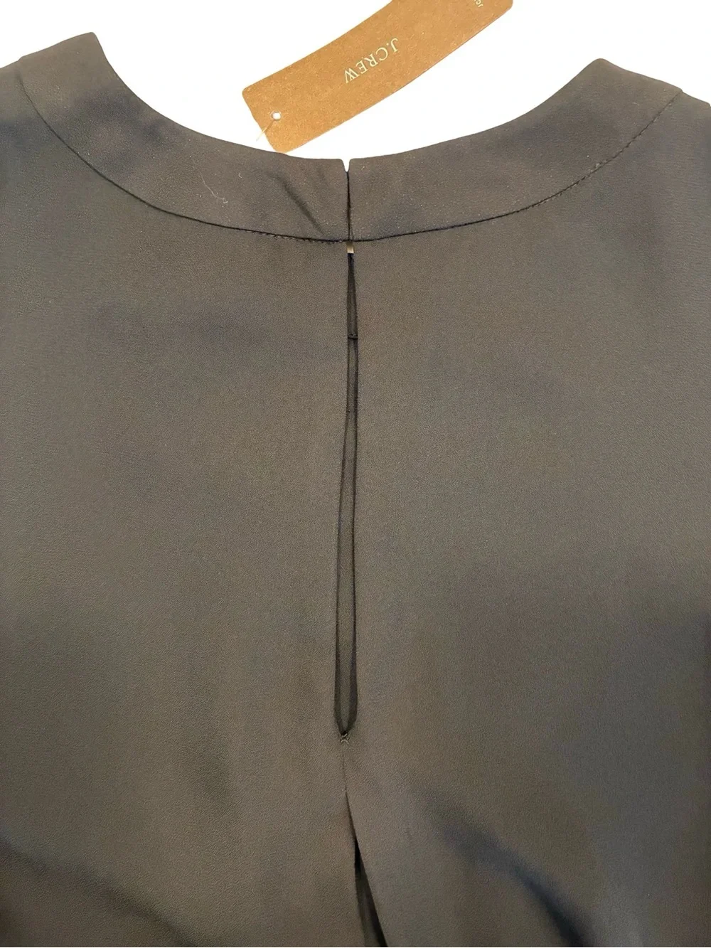 NWT J. CREW black sleeveless tiered drapey blouse, Size 6.