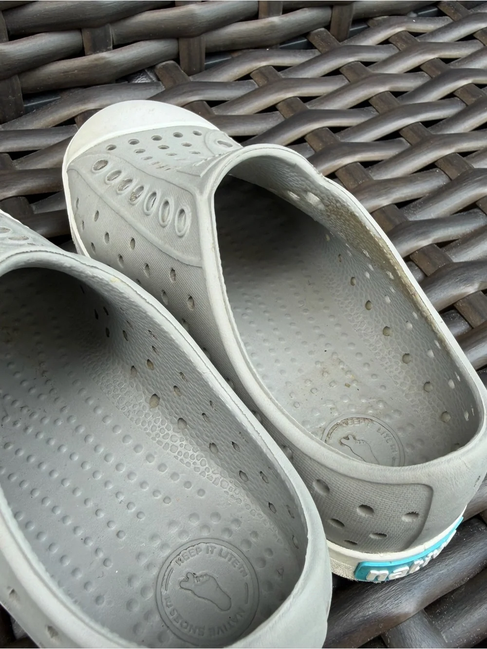 Native slip stain