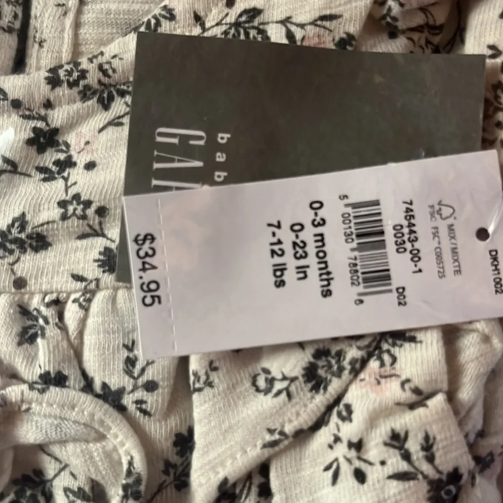 GAP Ivory Floral Kids Footie