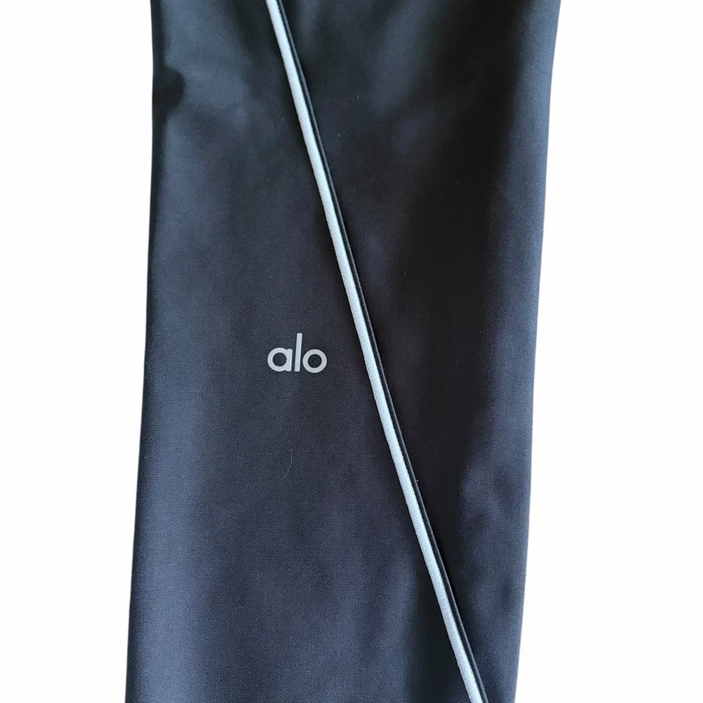 ALO Yoga alo yoga