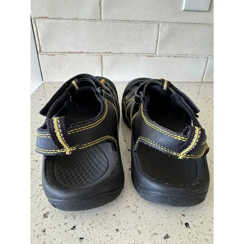 Keen men’s black