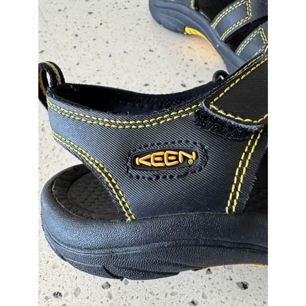 Keen men’s black