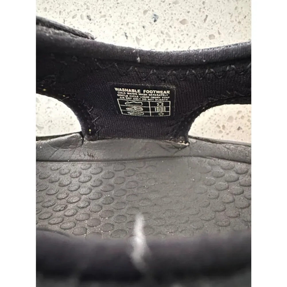 Keen men’s black
