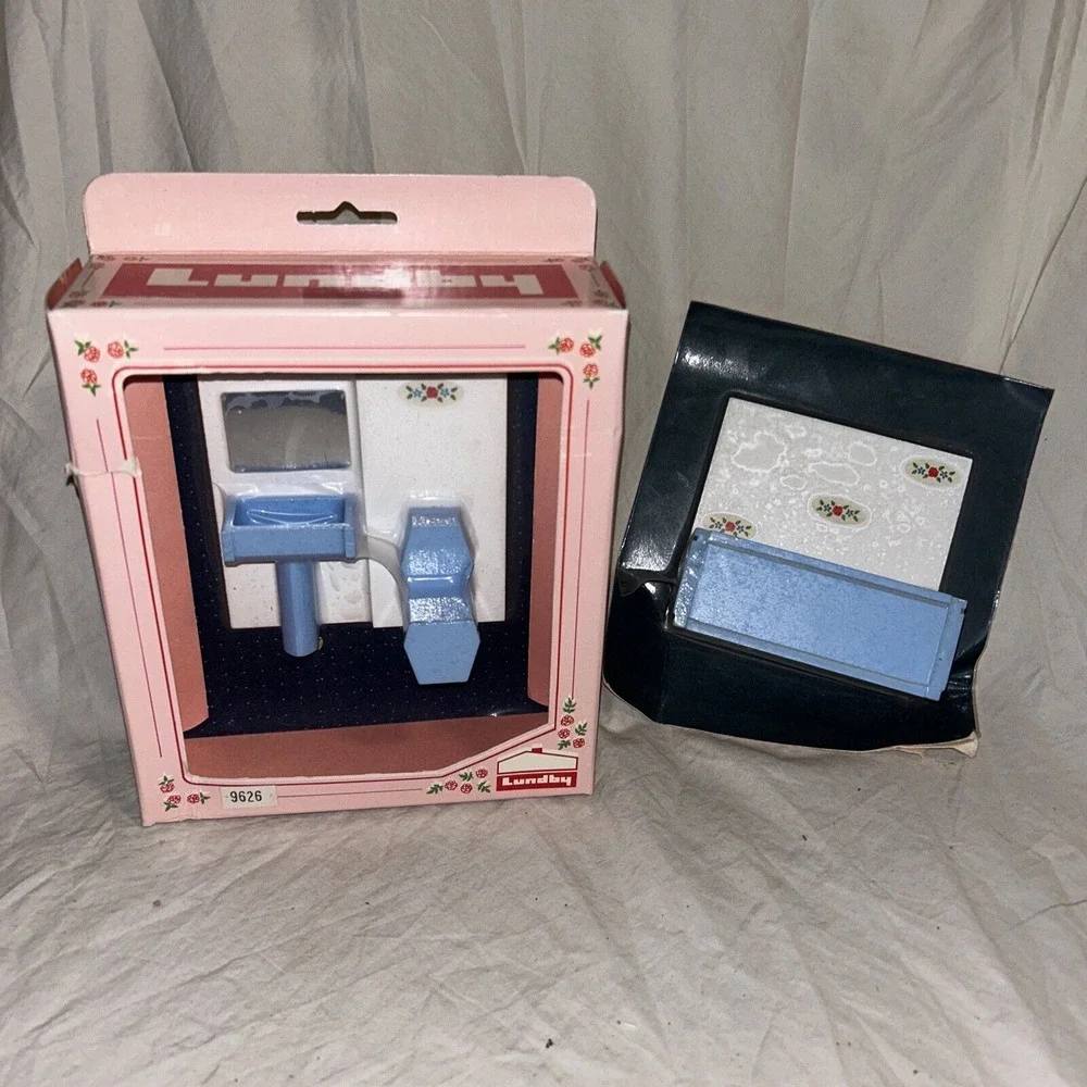 Lundby 9626 Bathroom Set Toilet, Bathtub‎ & Sink With Mirror NEW Vintage D4