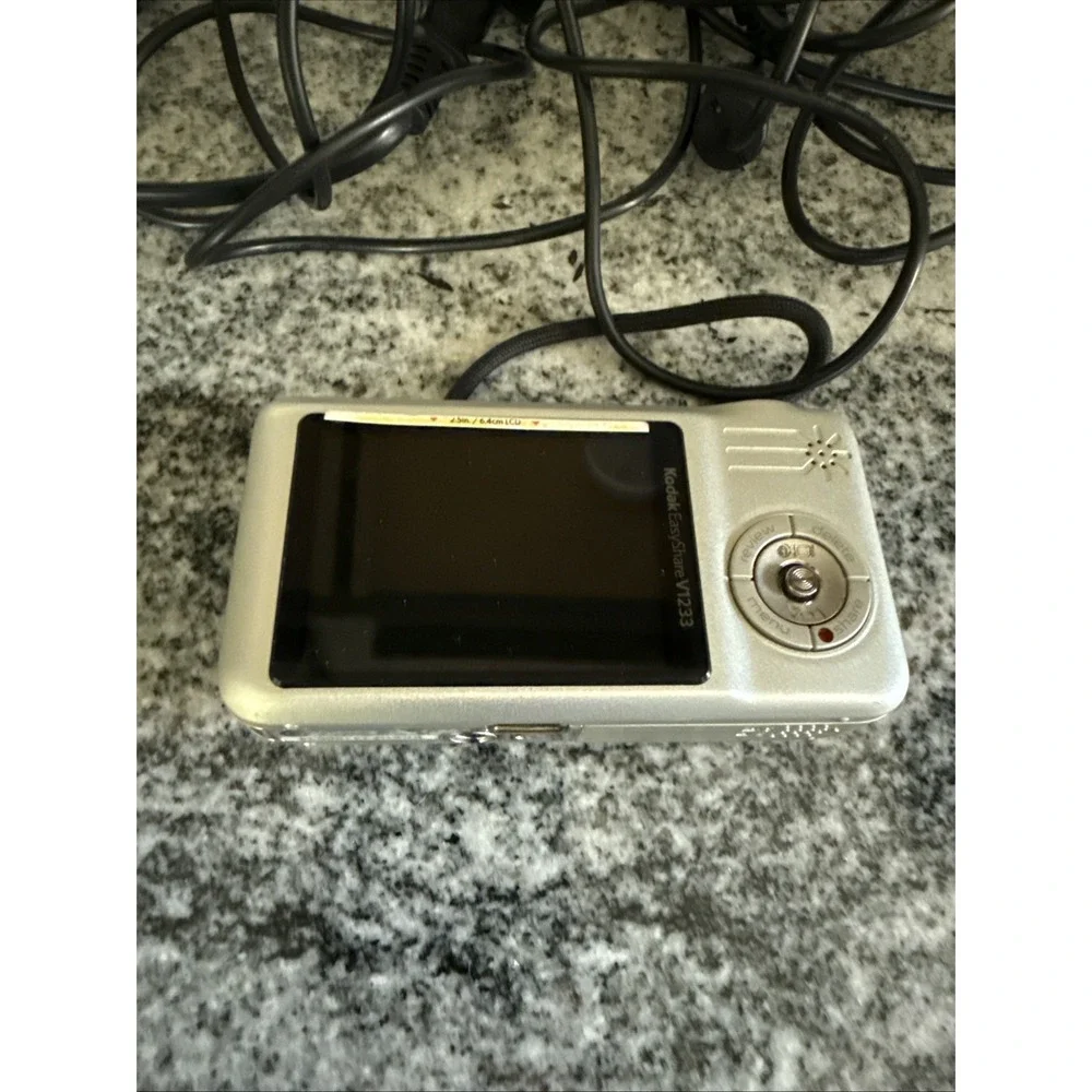 Kodak easyshare v1233