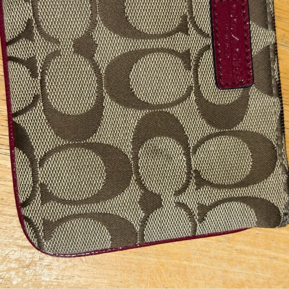 Coach authentic signature