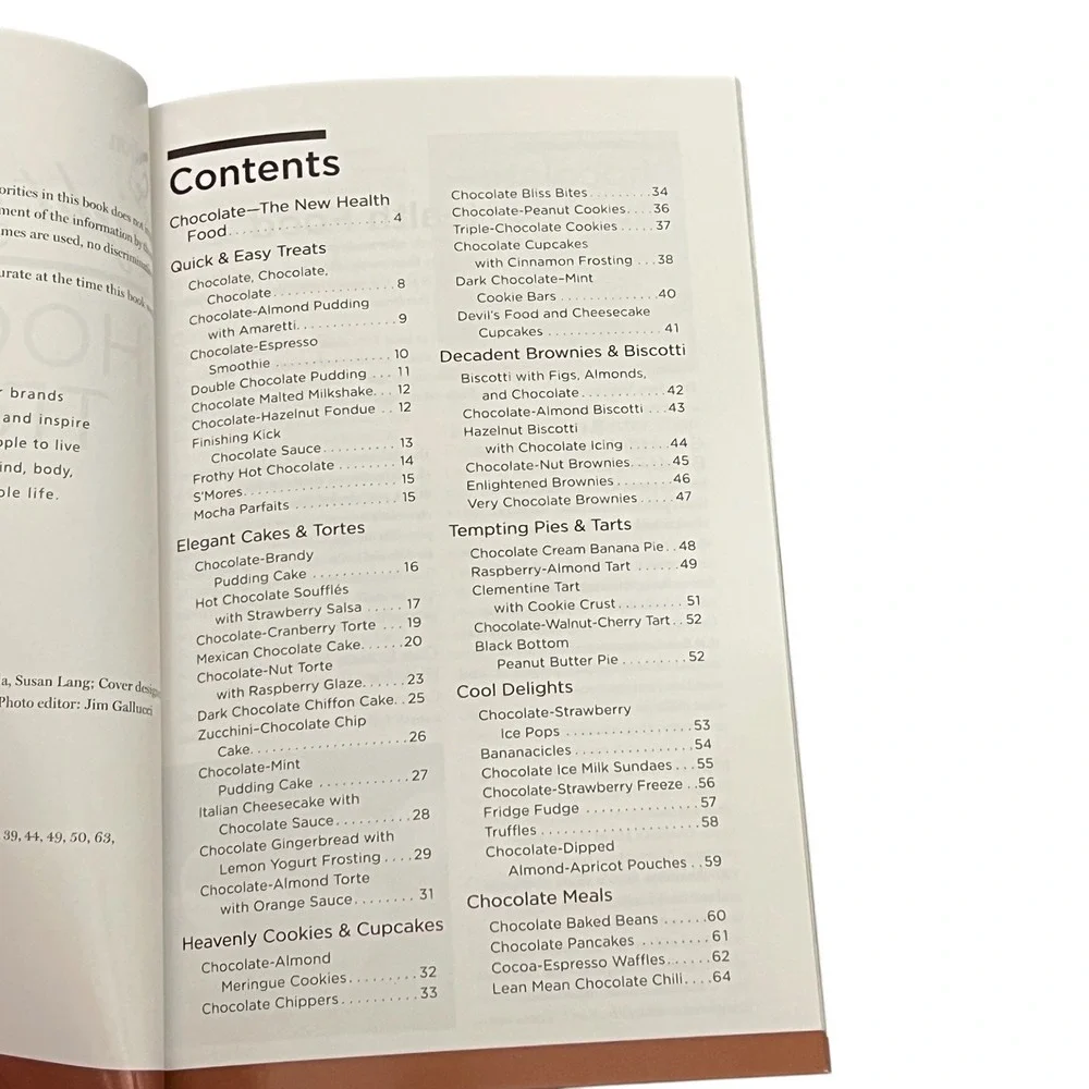 Prevention‎ Light & Luscious Chocolate Treats Cookbook 50 Healthy Recipes Baking